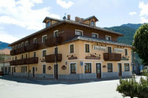 Гостиница Residence Du Commerce  Улькс